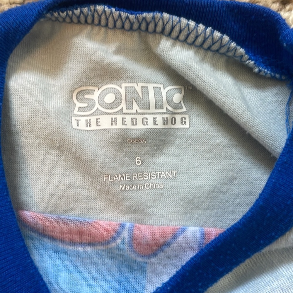 Sonic PJs - Picture 2 of 4